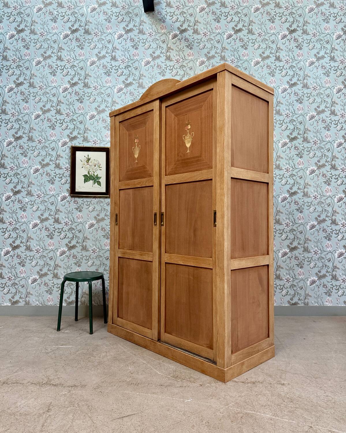 Large Art Deco wardrobe with sliding doors (renovated)