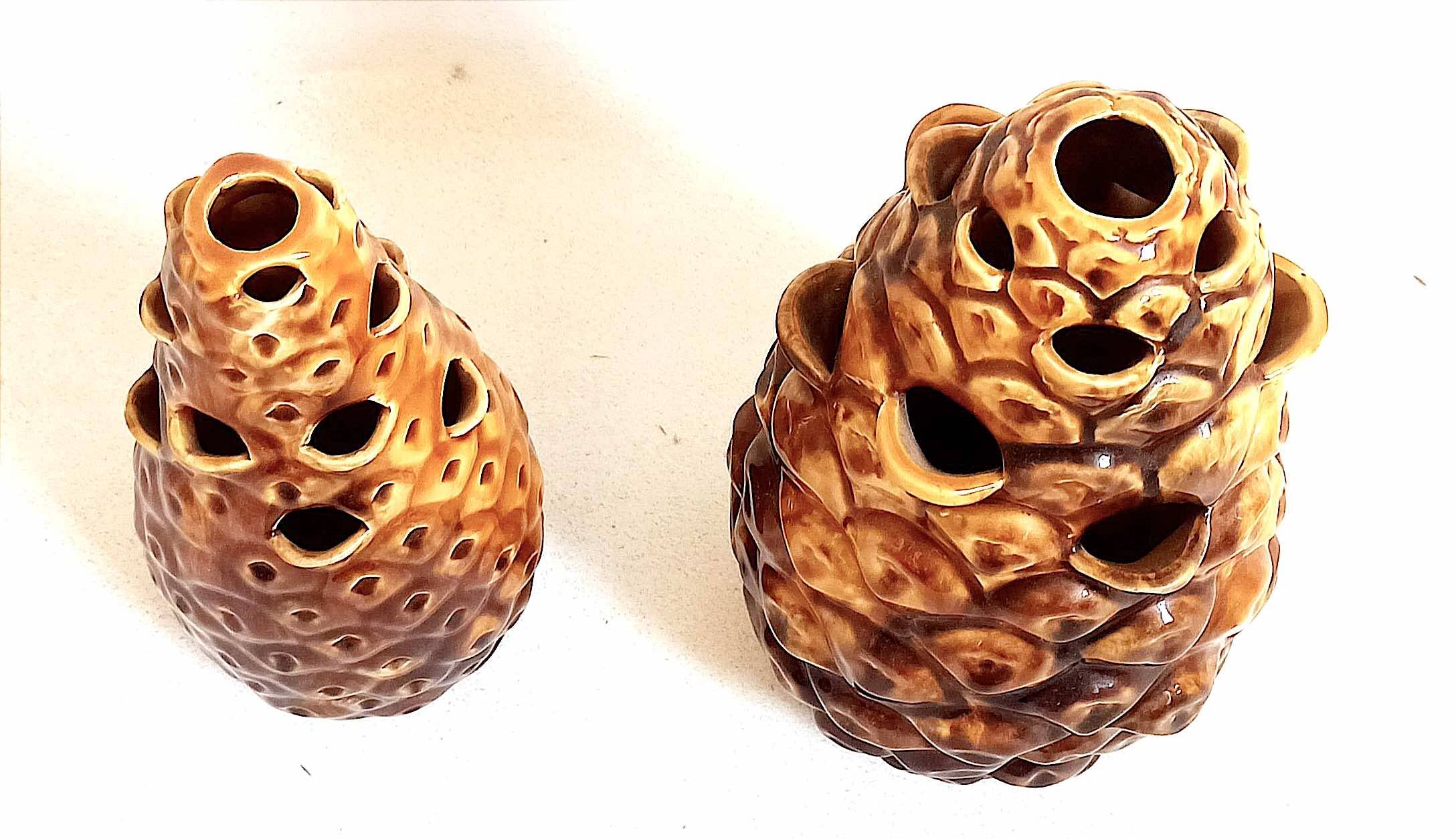 Paire de pique-fleurs forme ananas Années 60