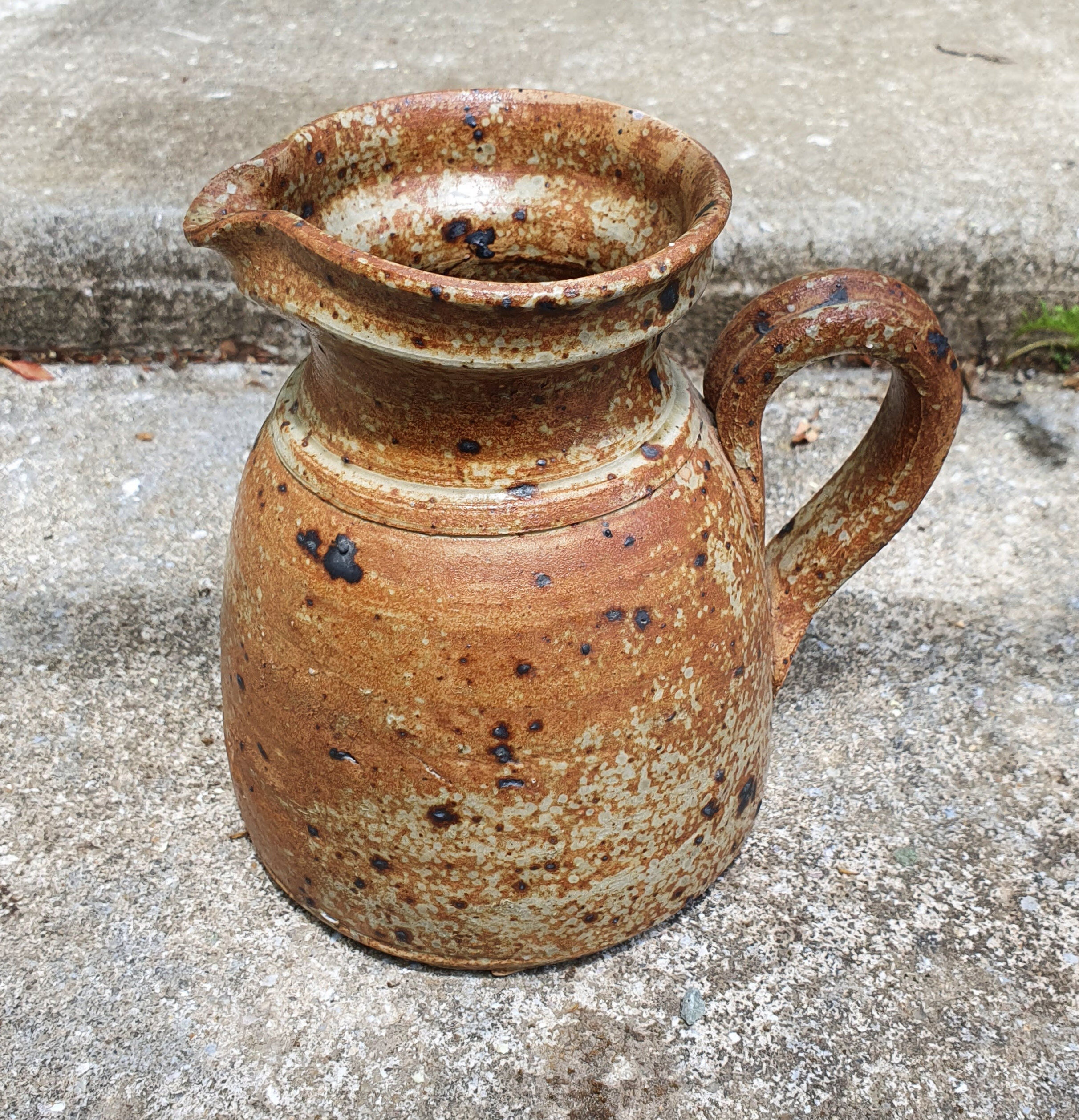 Pyrity sandstone pitcher signed Baudat