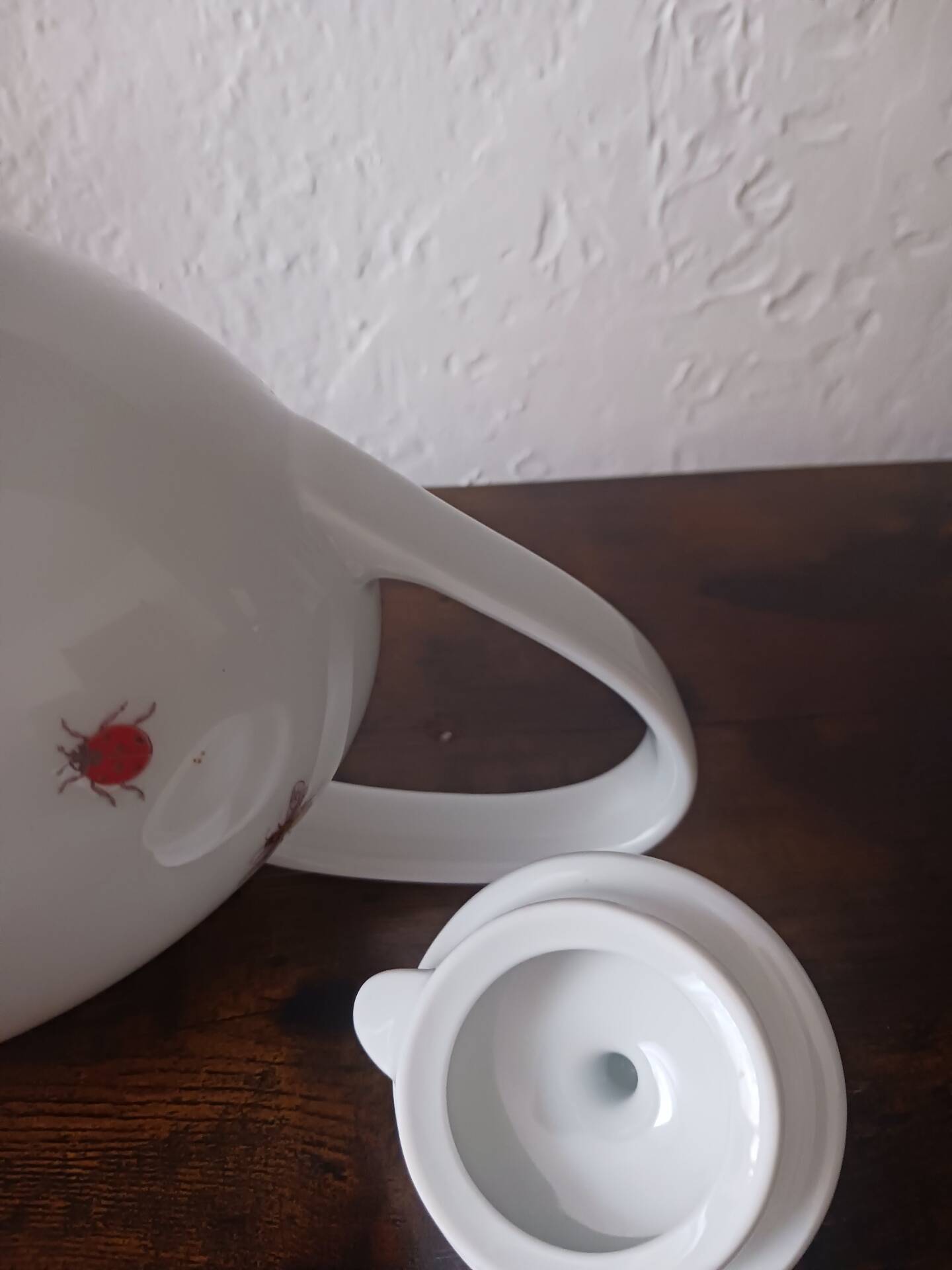 Teapot porcelain brand lsa international