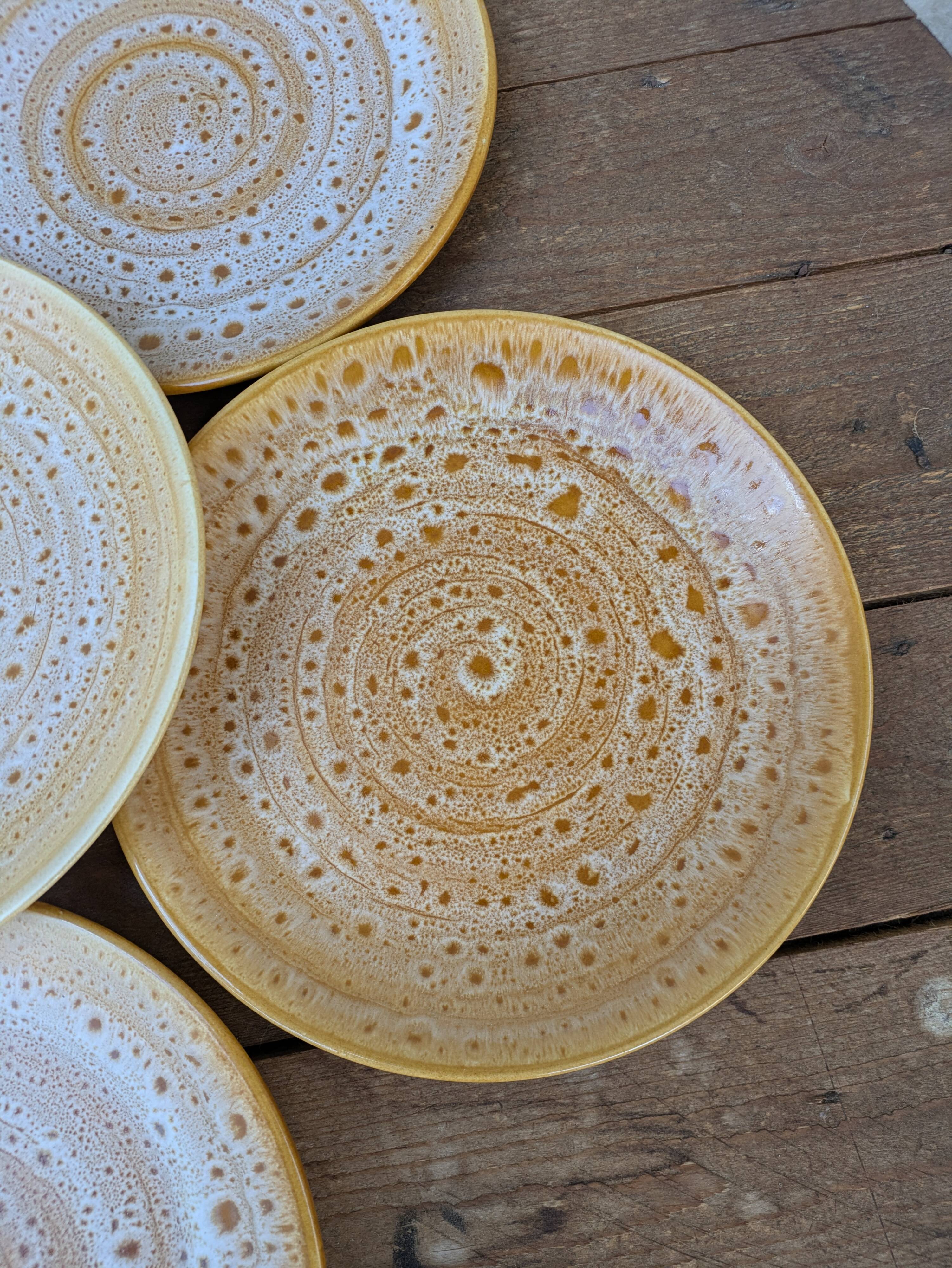 Set of 6 flat plates in stoneware Niderviller model Fauve from the 60s/70s.