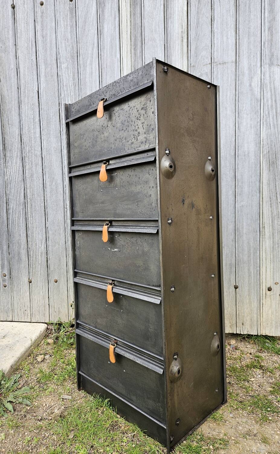 Industrial flap locker