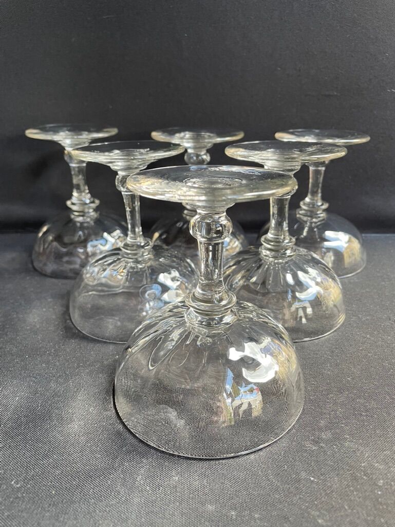 6 Champagne glasses in glass with Venetian ribs - XIXth
