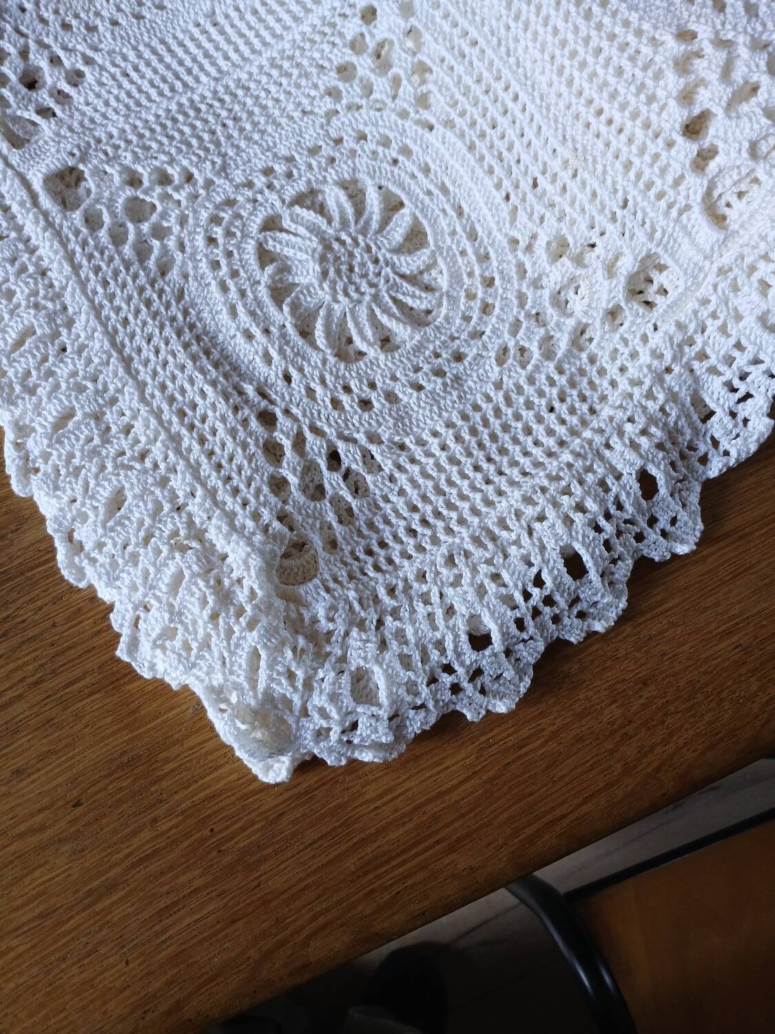 Dessus de lit ancien en crochet fait main