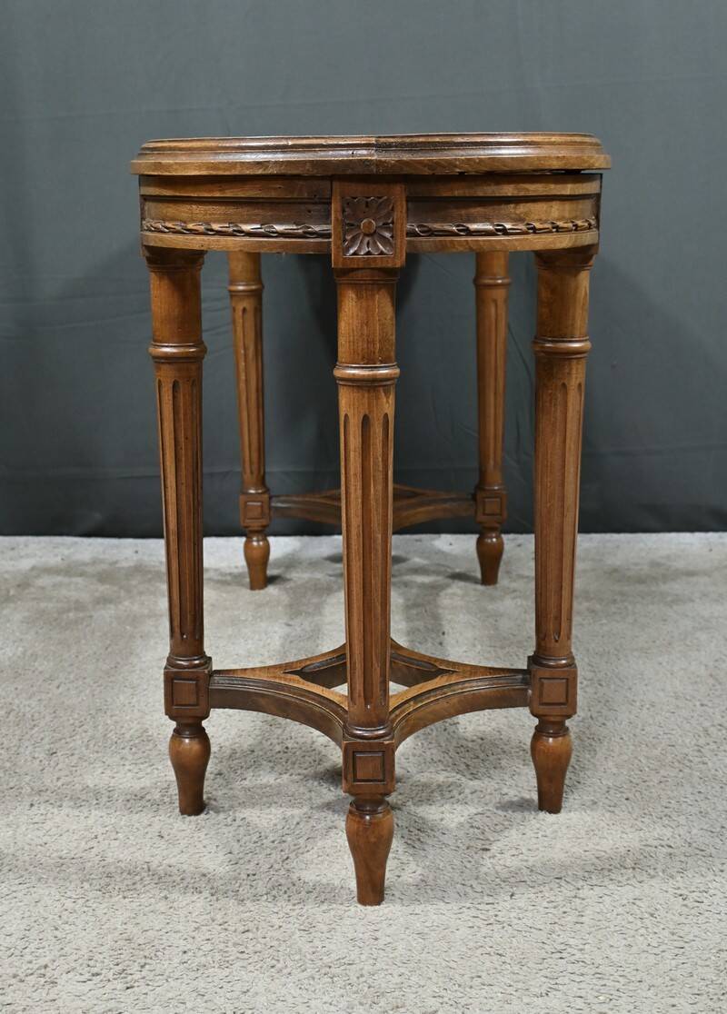 Walnut Piano Bench, Louis XVI Style – Late 19th Century