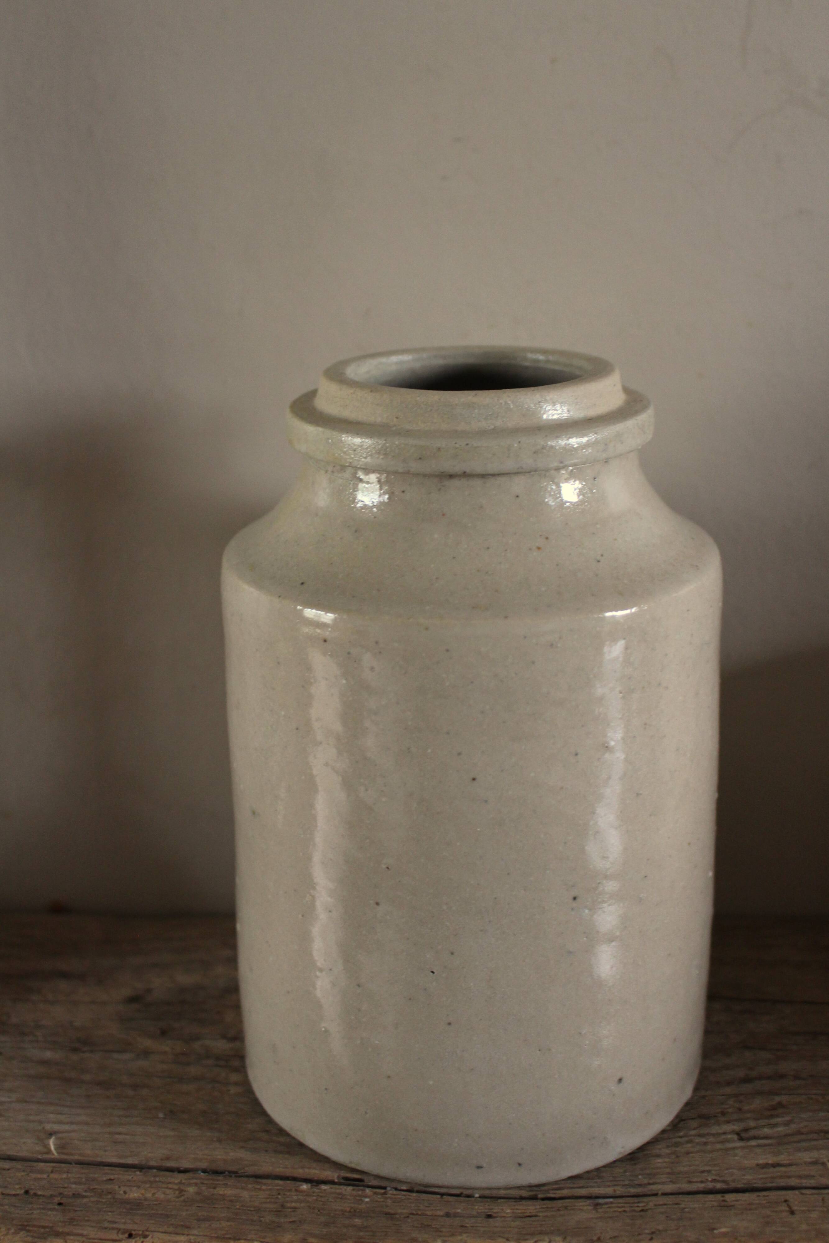Vase, pot en grès vernissé grège vintage
