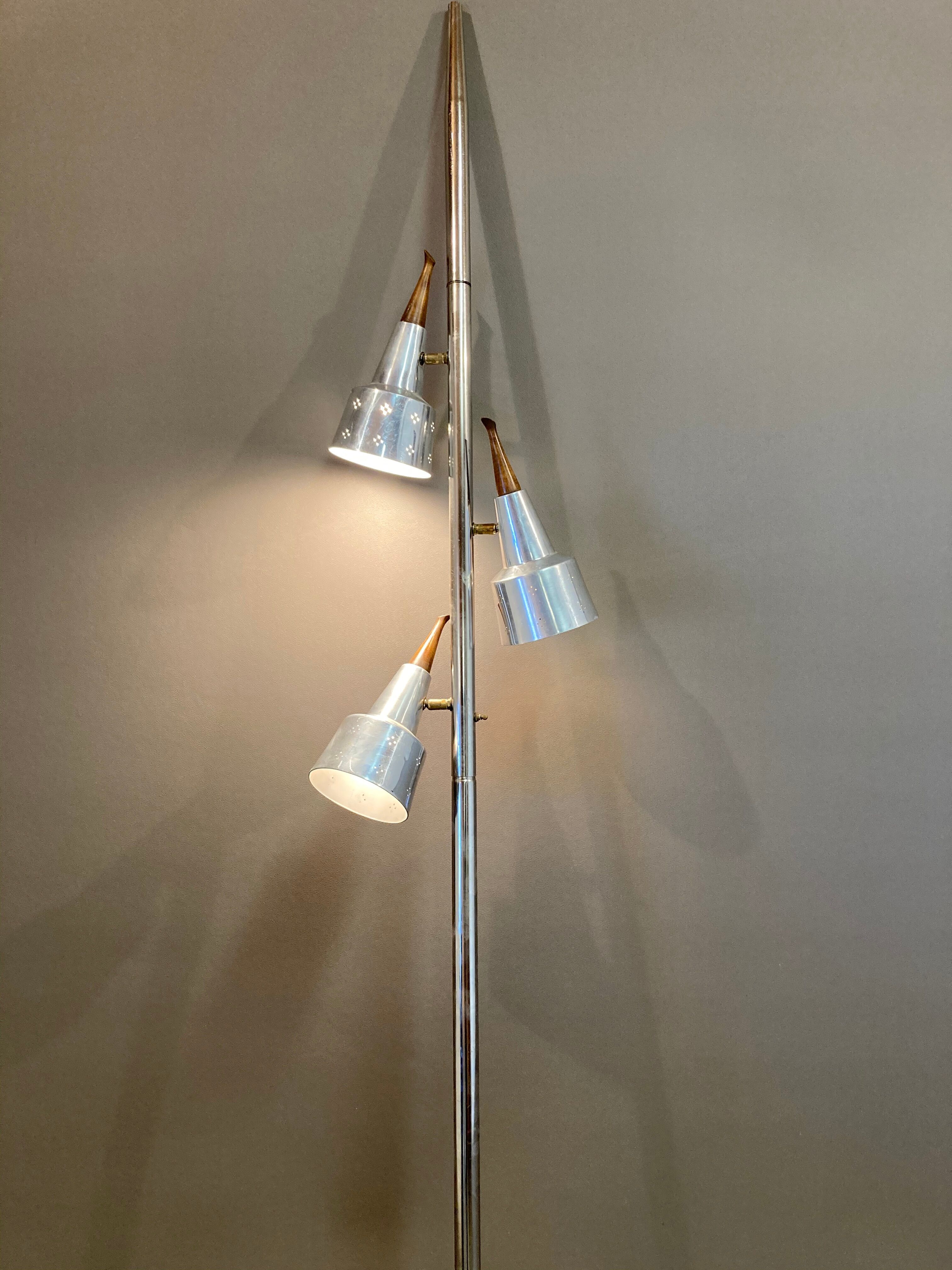 American lamppost 1950