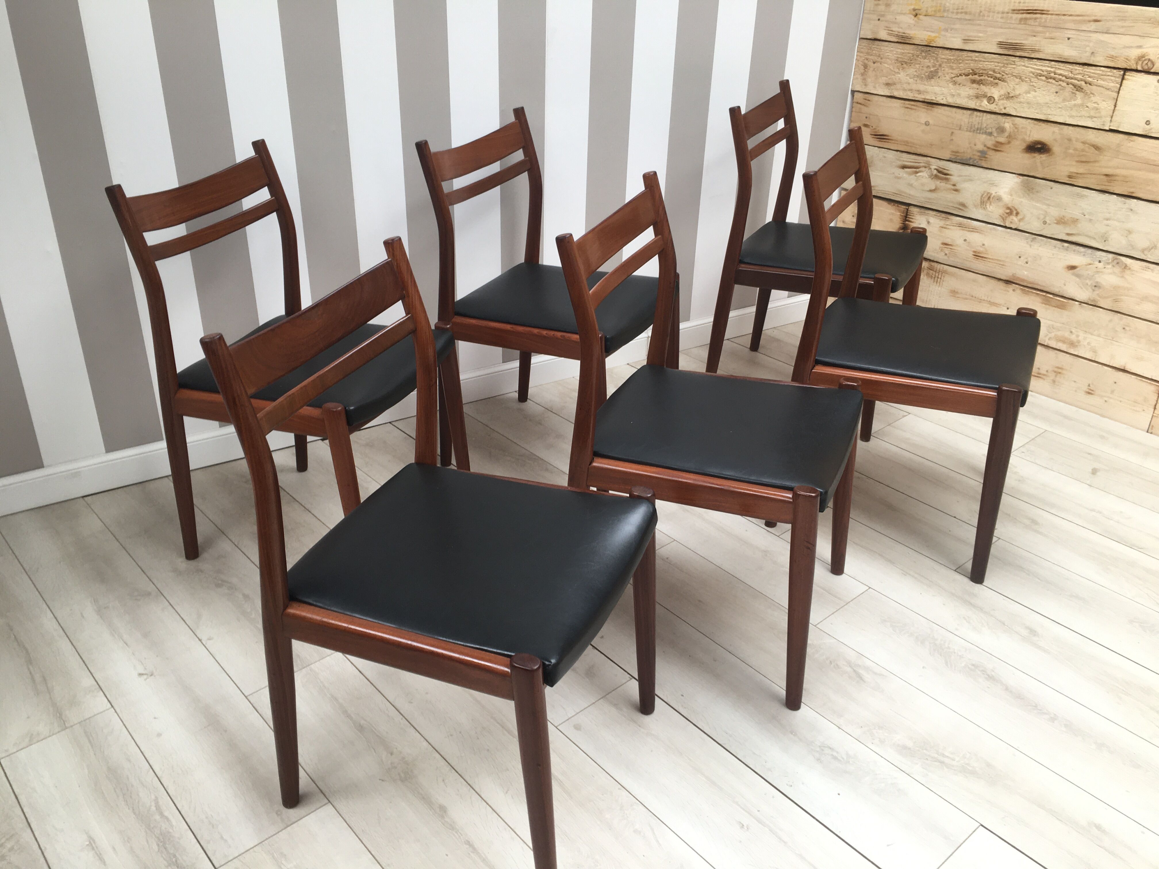 Lot of 6 chairs gessef 60 years