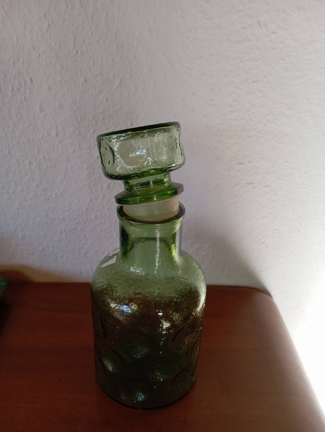 Round relief carafe from the 70s