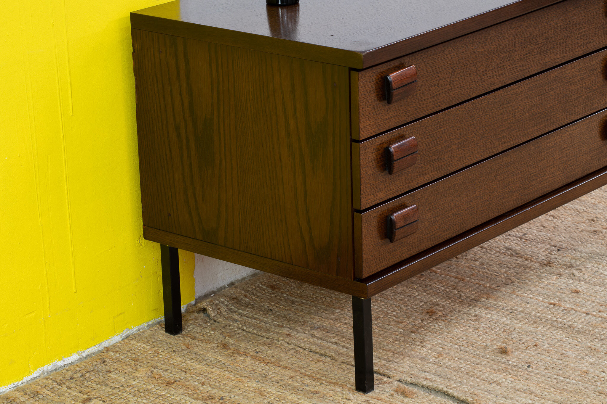 Scandinavian dresser 95 cm