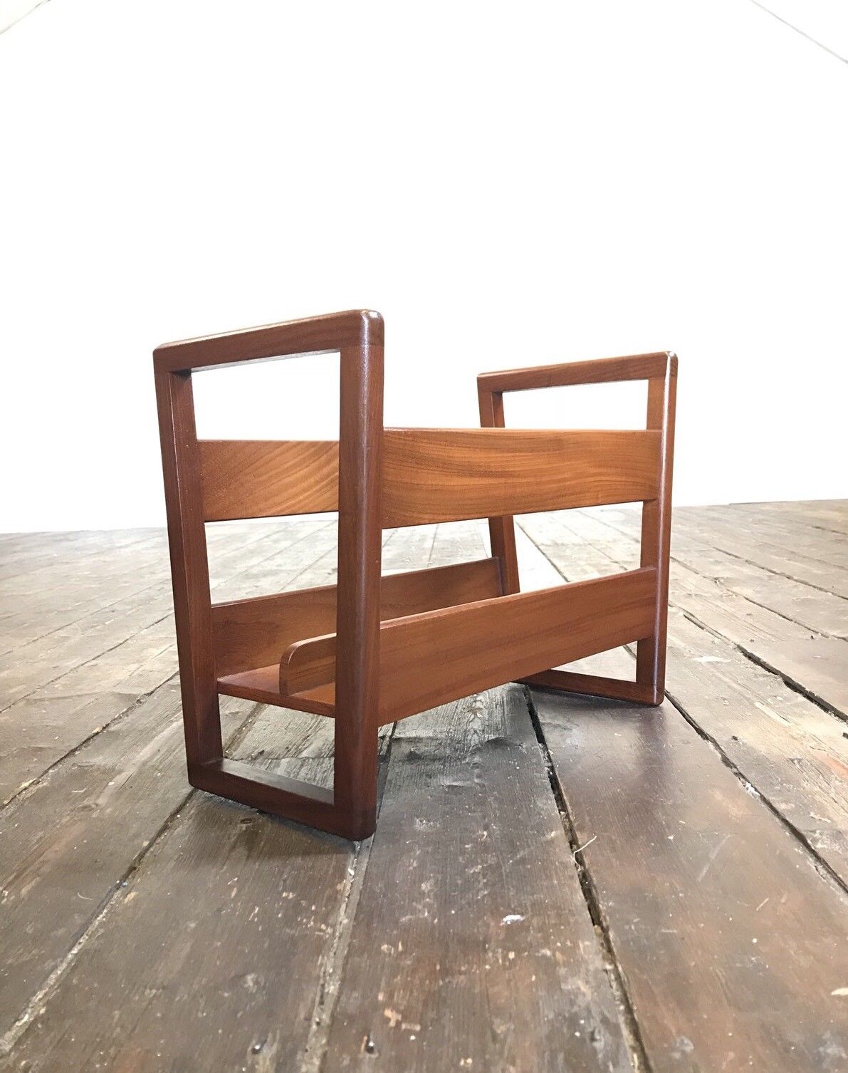 Magazine rack teak 60s/70s