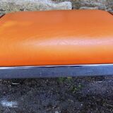 Pair of chrome and faux orange vintage stools "70"