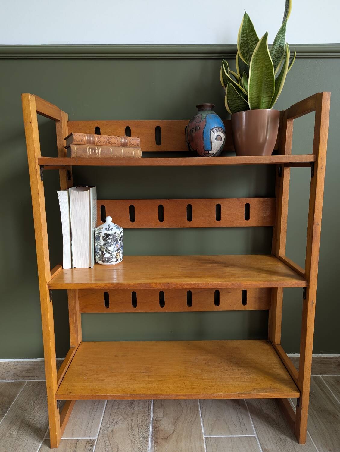 1960s bookseller's shelf