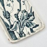 Iron earth toilet accessory