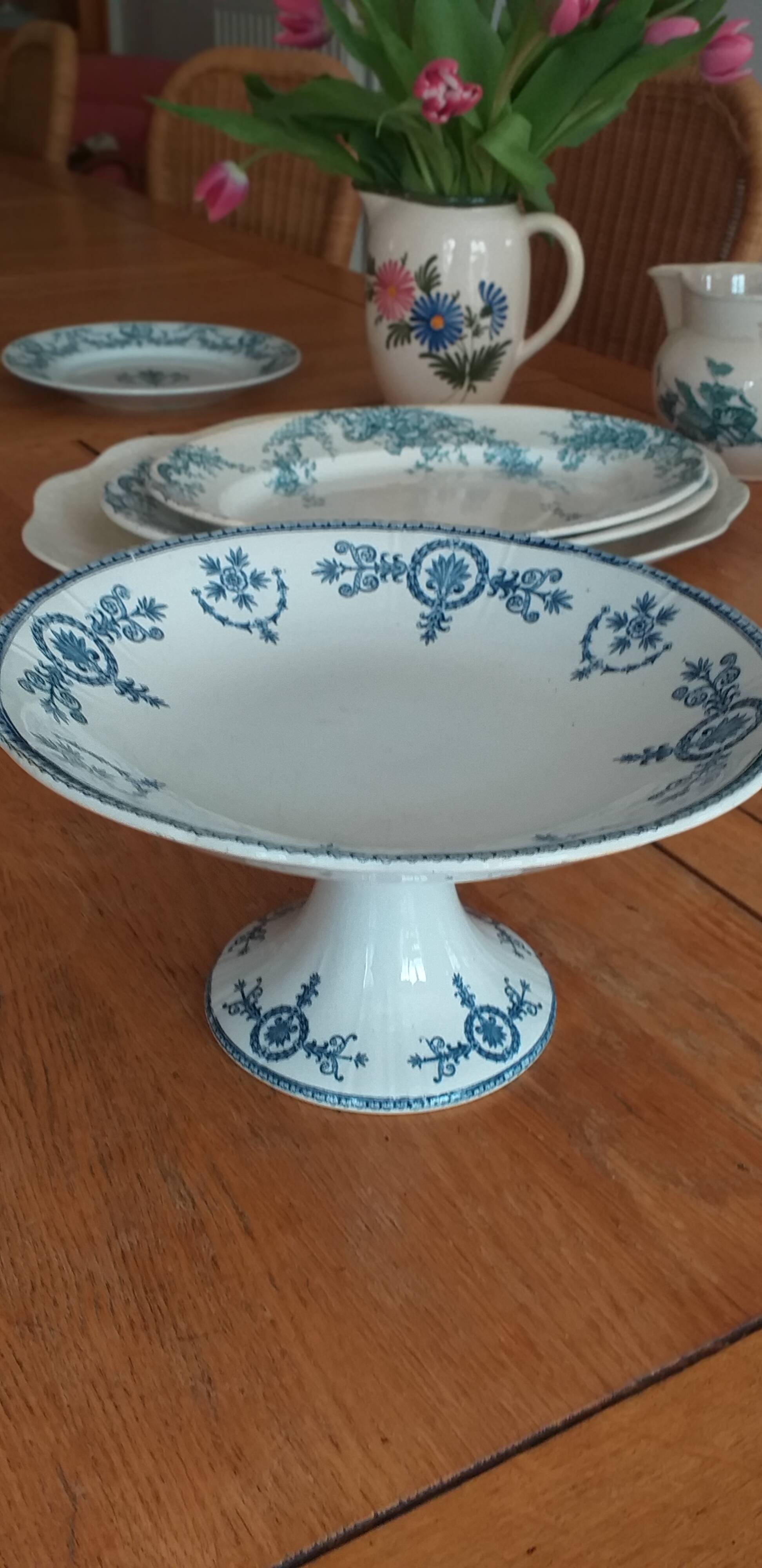 Fruit basket in opaque porcelain Terre de Fer de Gien model Malmaison