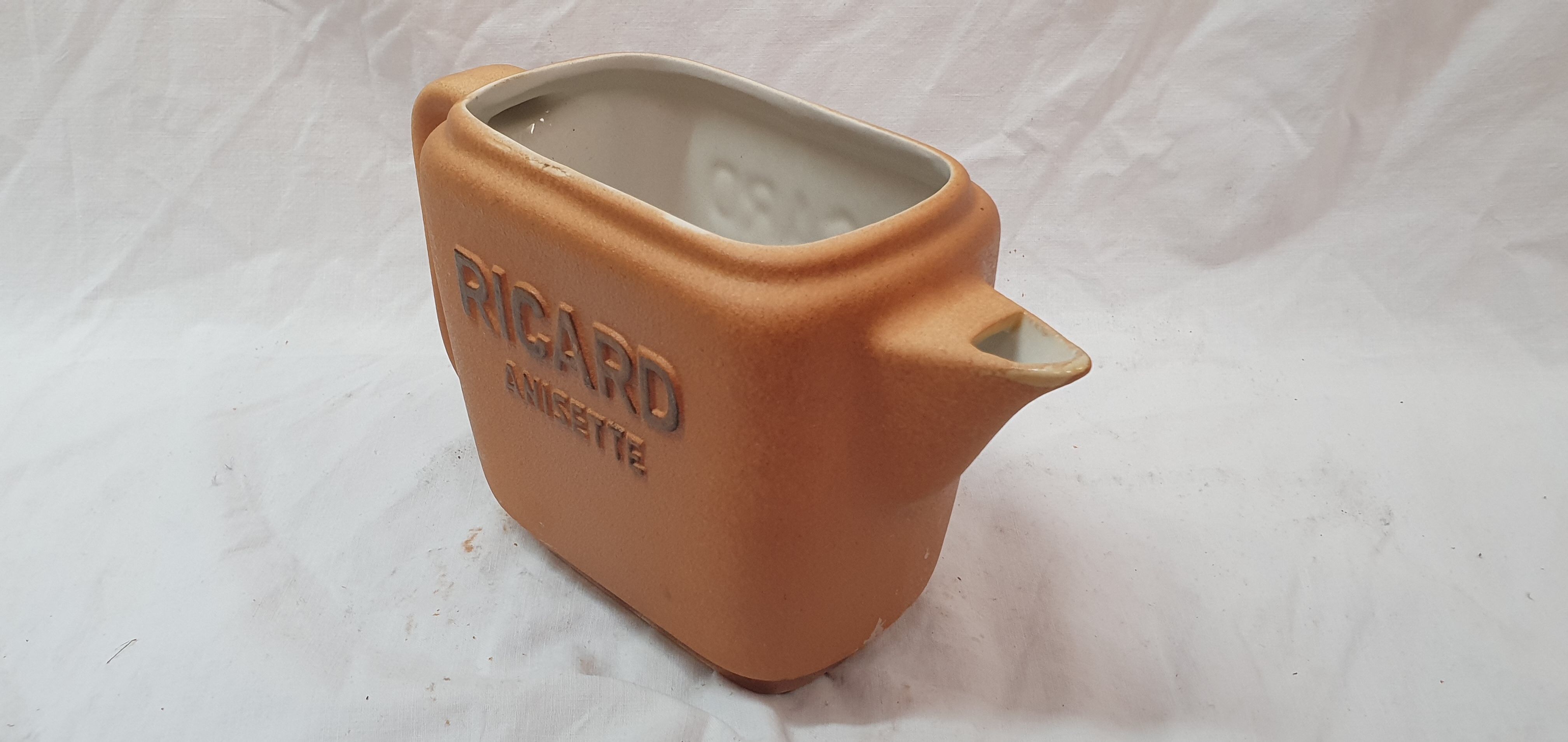 Rectangular ricard pitcher