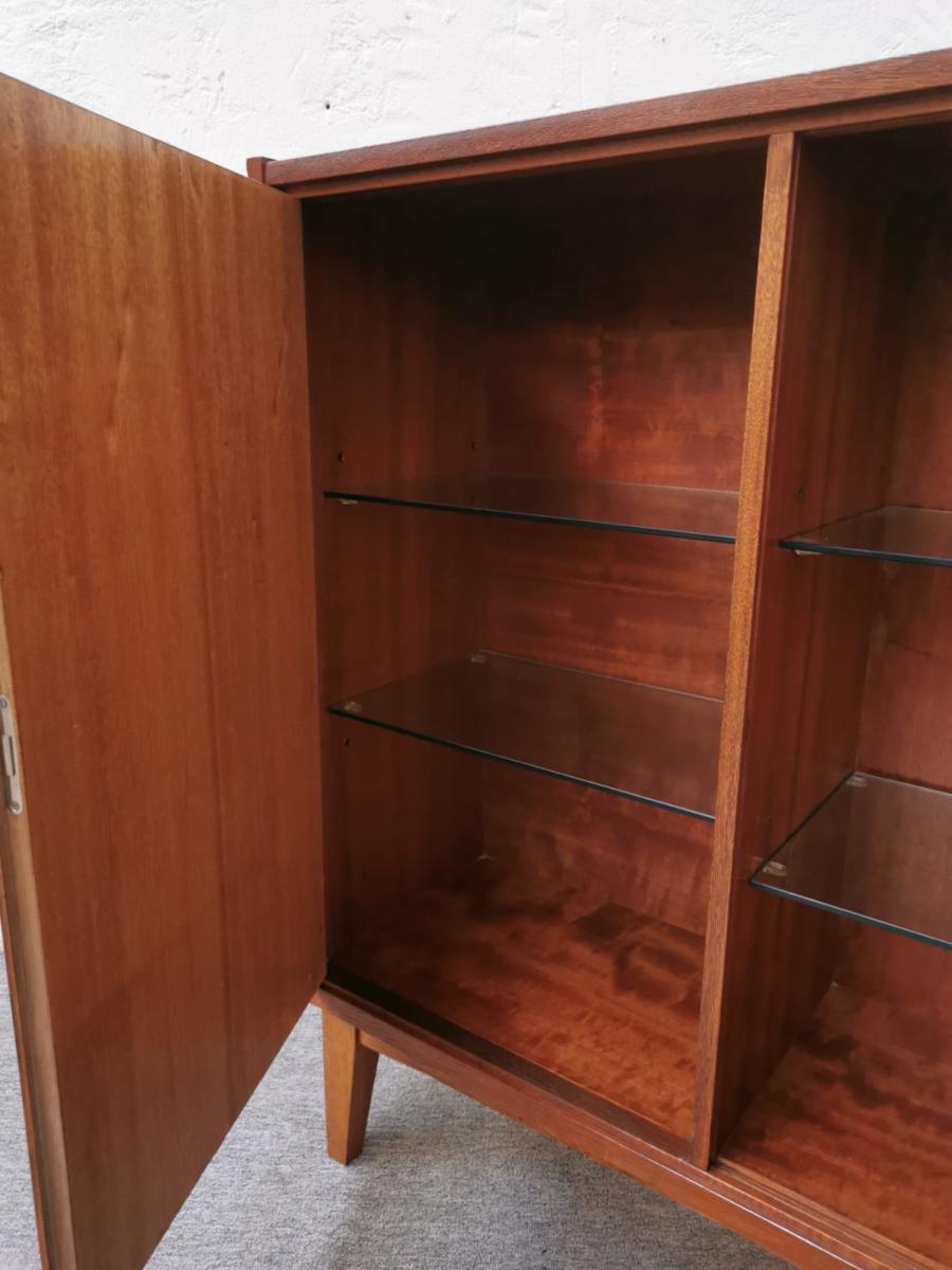 Compass foot bookcase