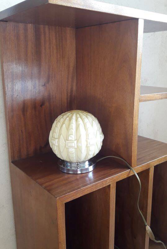 Authentic 20th-century Art Deco globe lamp in coloured glass.