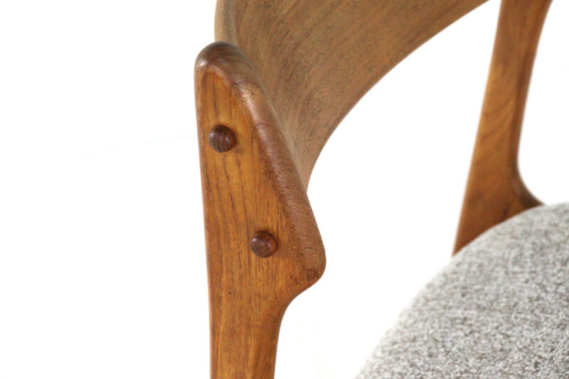 Erik Buch chairs for O.D. Møbler model 49 'Bjur' | several pieces in stock
