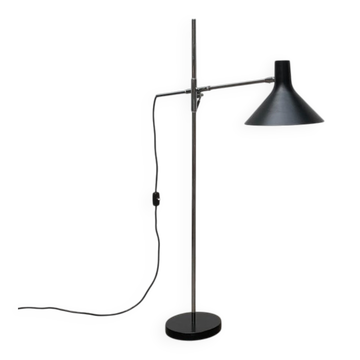 German minimalist floor lamp from the mid-century model No. 8180 by Karl-Heinz Kinsky for Cosack, 1960s.