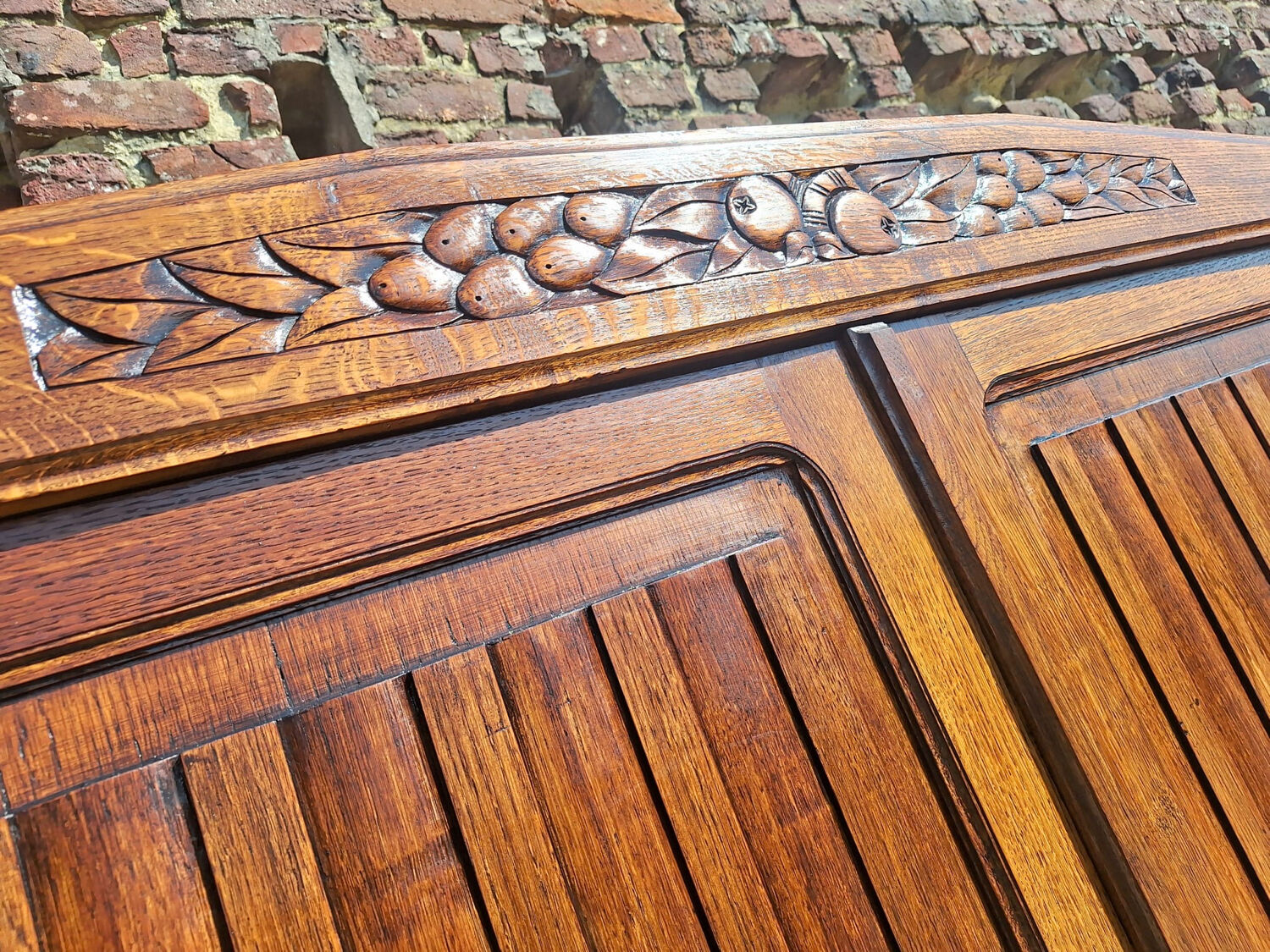 Armoire parisienne, meuble penderie art déco