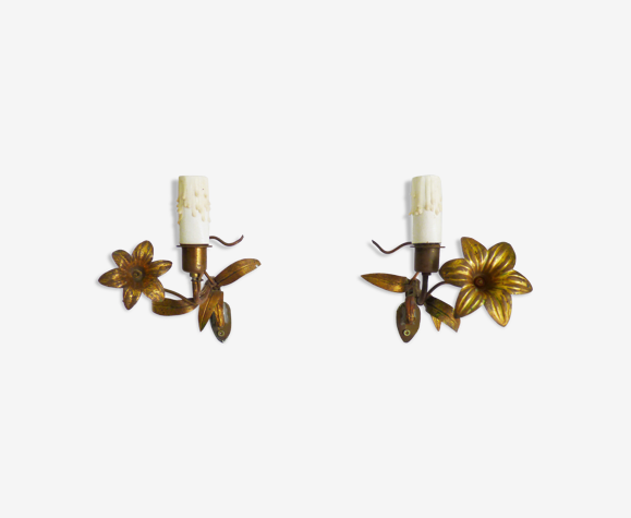 Paire d'appliques murales vintage en métal doré à fleur et feuillage. Année 50 60