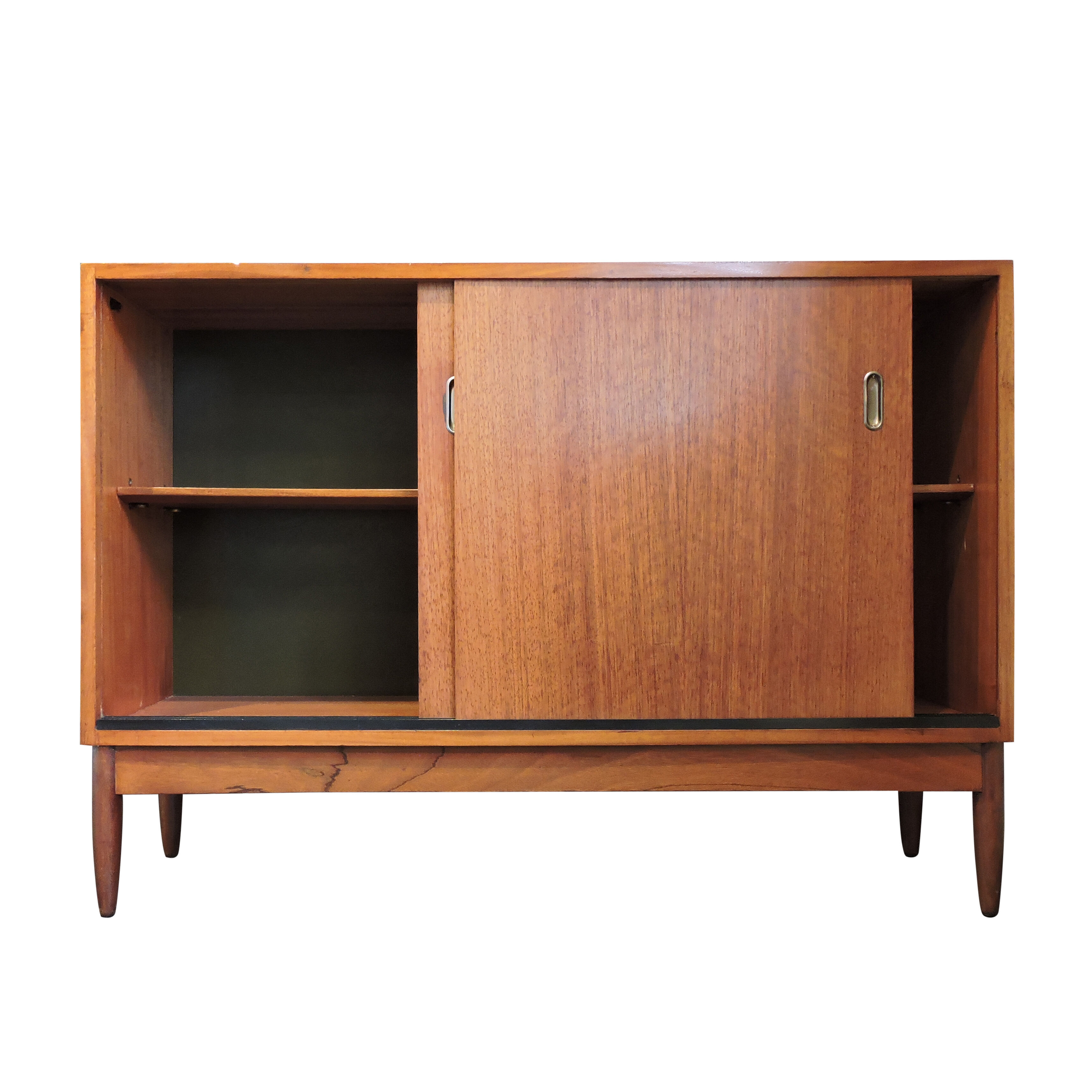 Two door afrormosia cabinet sideboard par Greaves & Thomas, 1960s