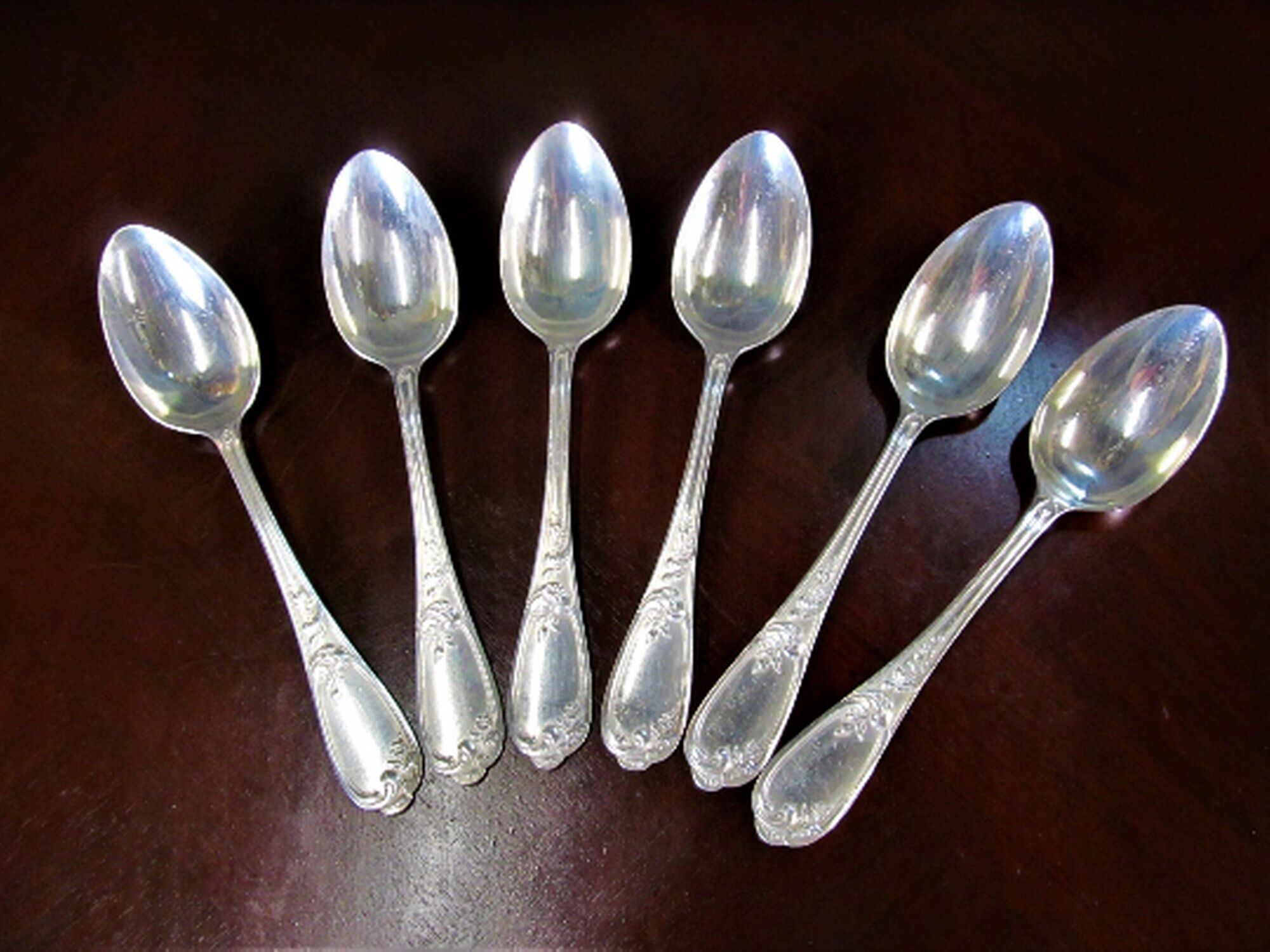 Ensemble de 6 cuillères à soupe plaquées argent Ercuis 84, France, style Art Nouveau| Louis XV