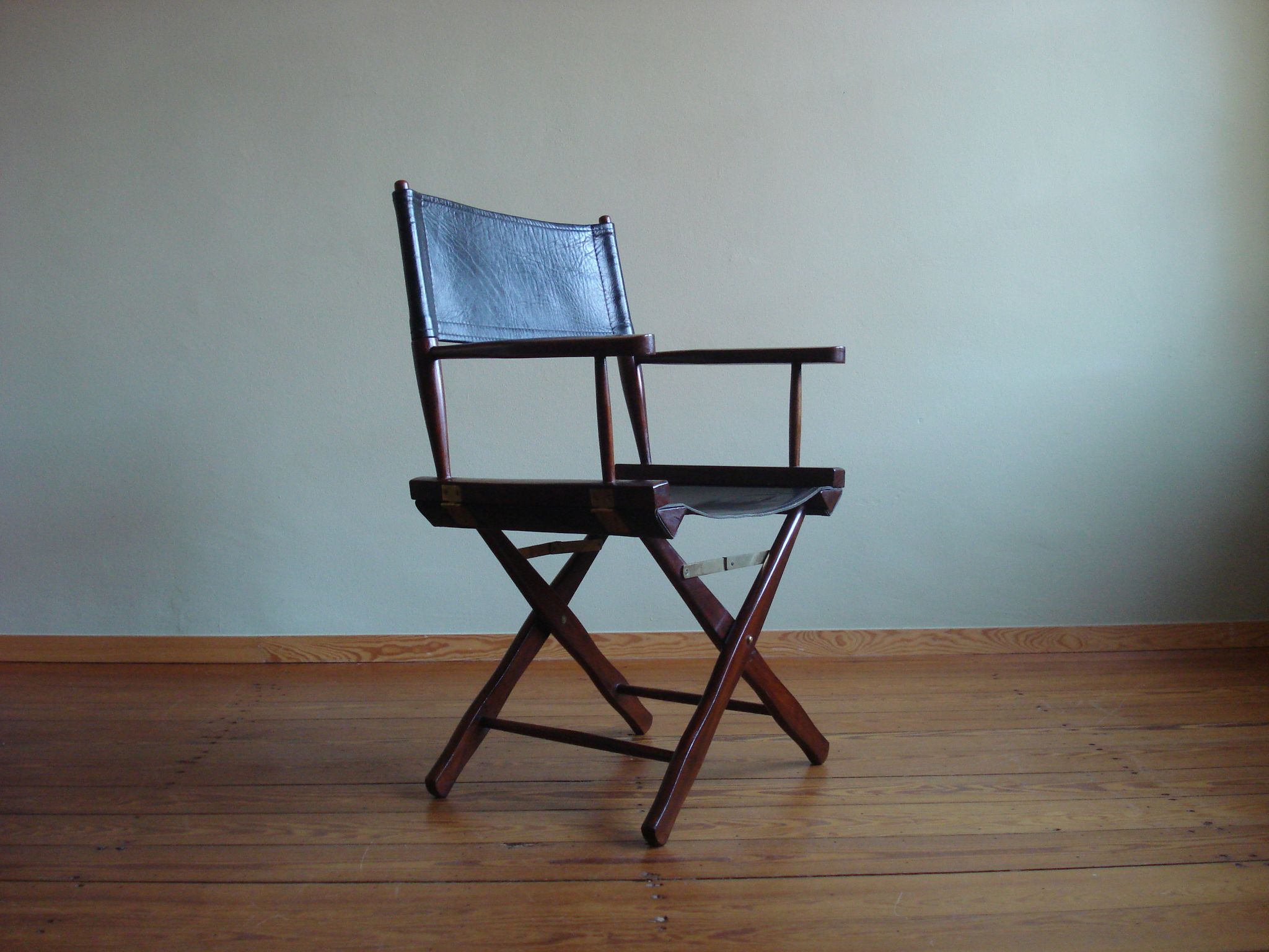 Fauteuil en palissandre par M. Hayat & Bros., Pakistan, années 1970