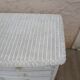 Commode blanche rotin osier incurvé