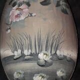 Ancient Boïte for egg-shaped treats in hand-painted silk