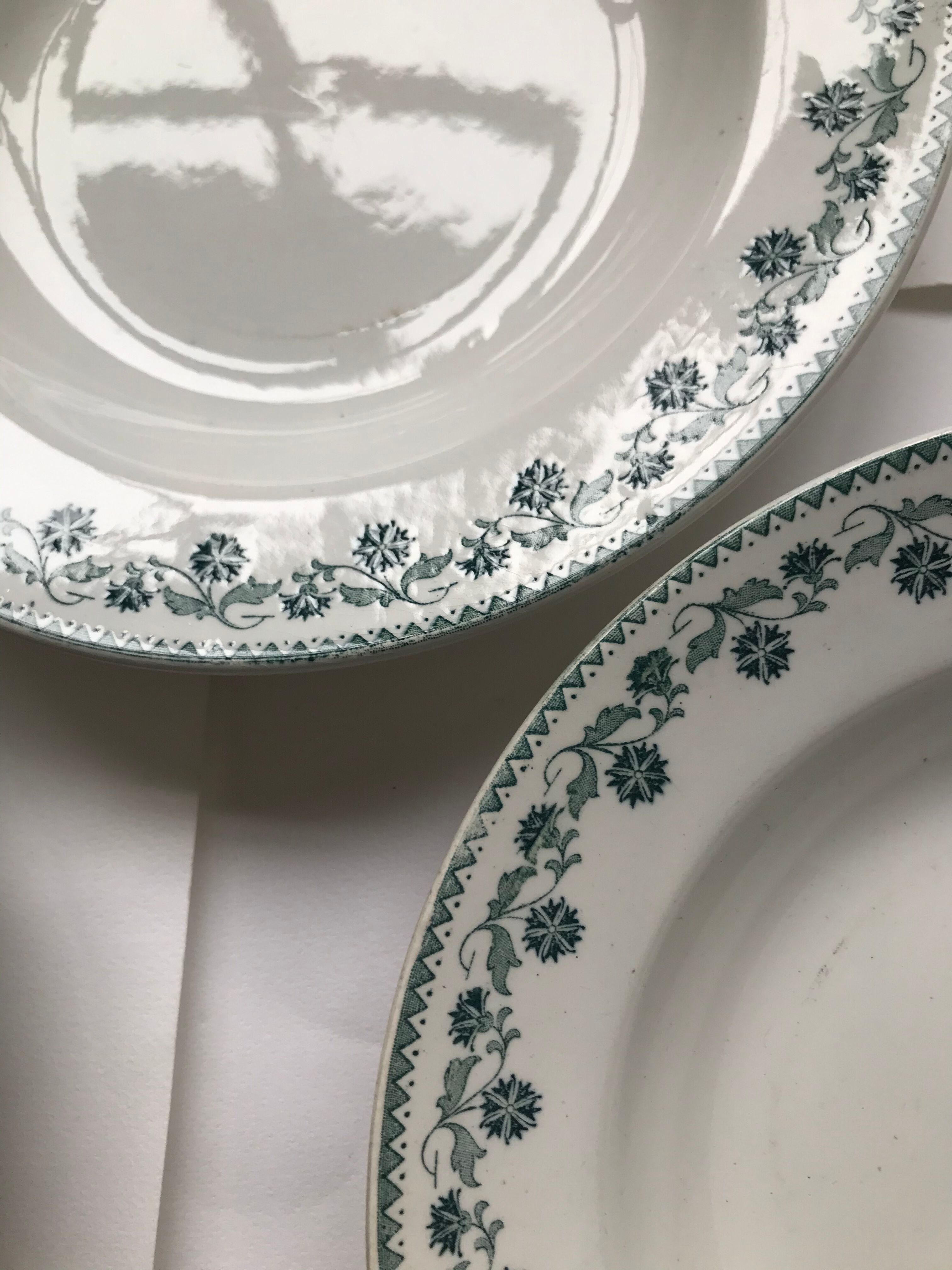 5 soup plates Moulin des louos