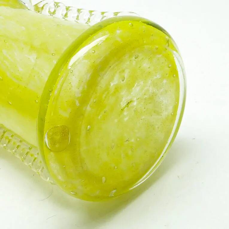 Vase postmoderne, verre jaune, Pologne, années 1970