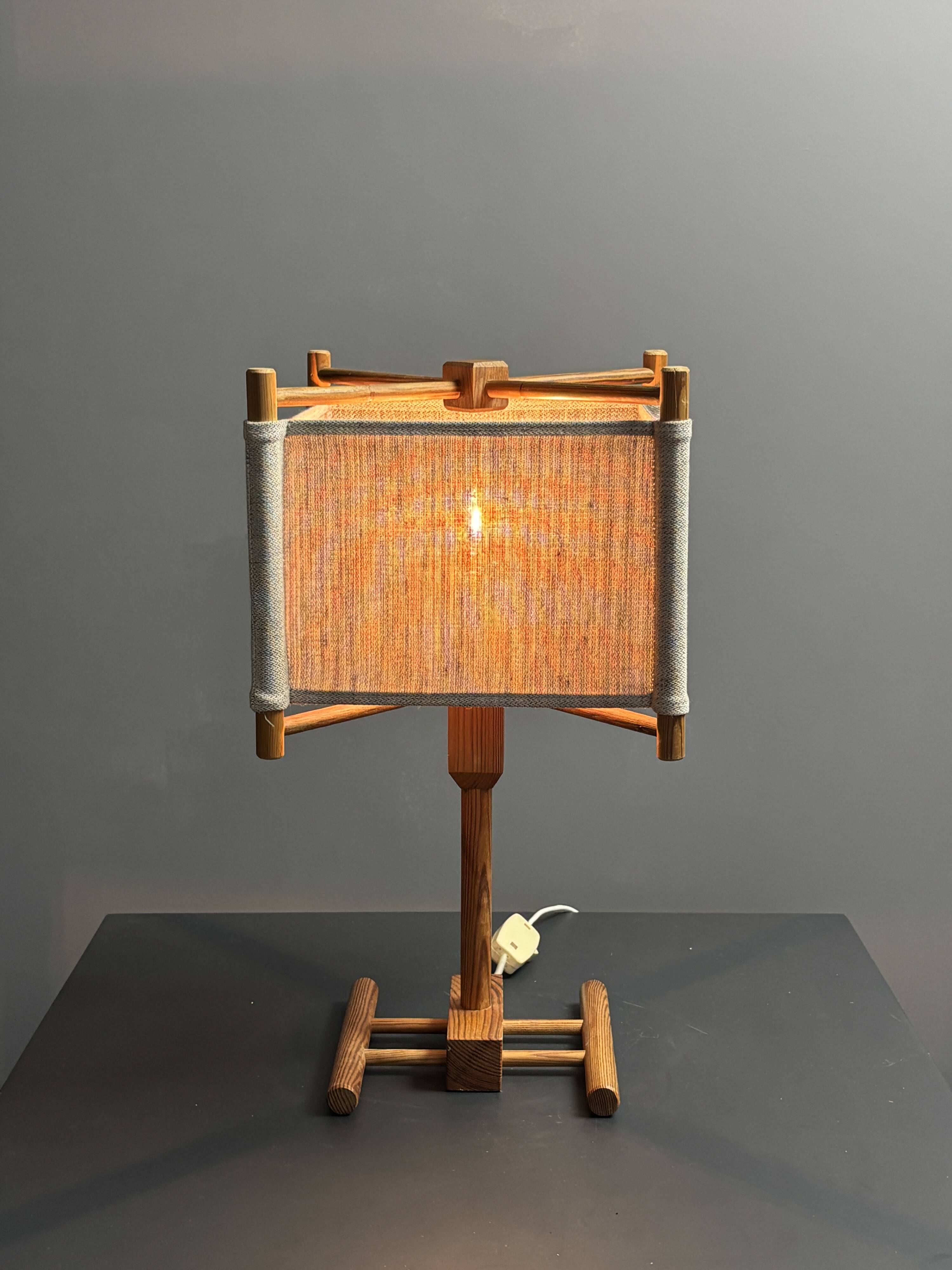 Midcentury Scandinavian pine table lamp with square fabric shade, 1970s