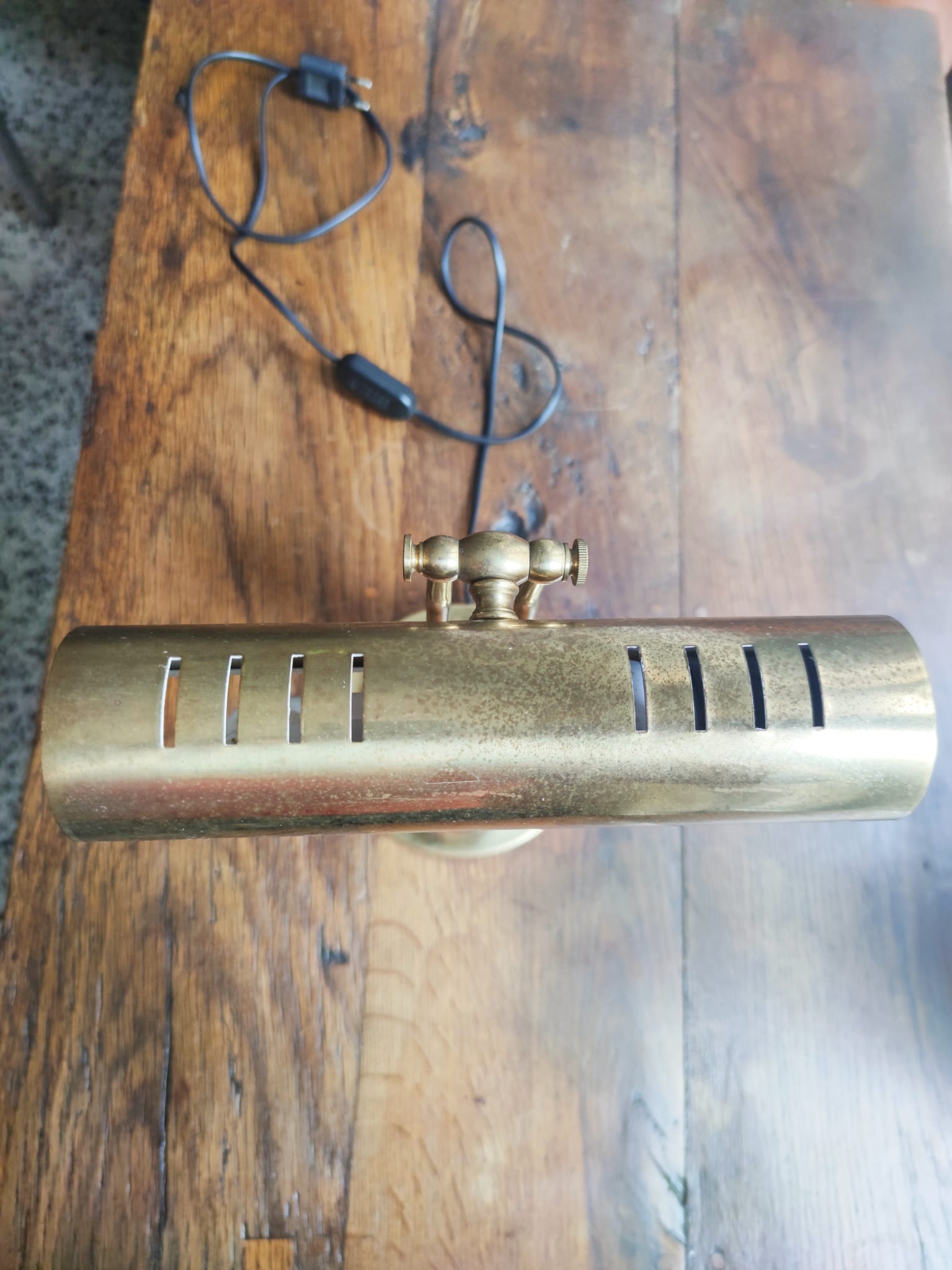 Golden brass desk/banker's lamp
