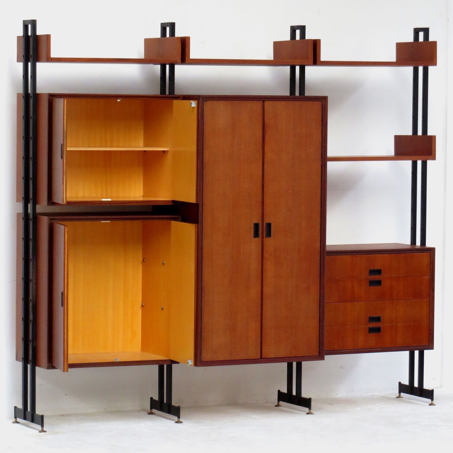 Mid century freestanding roomdivider wall unit system in teak, 1960s