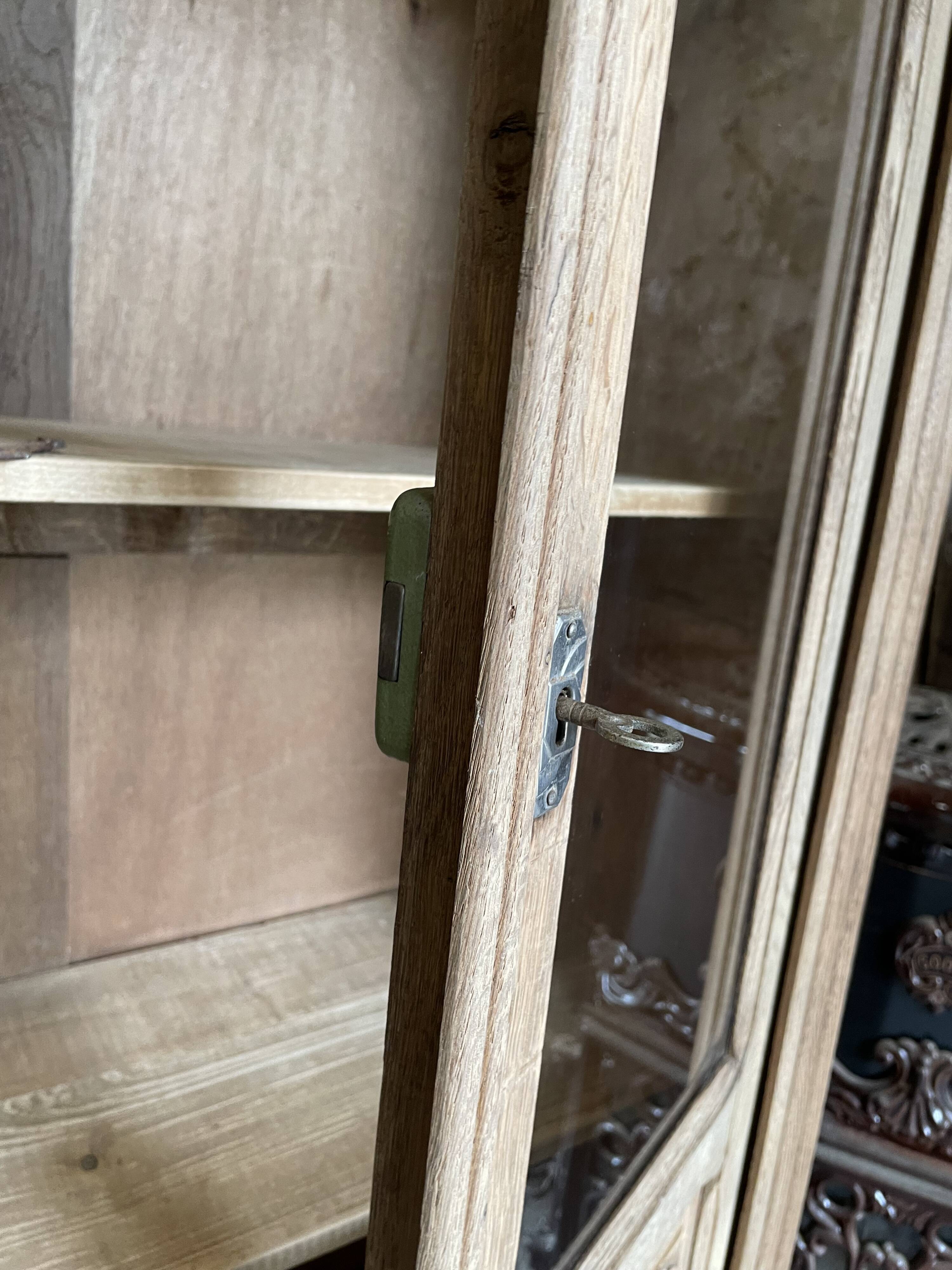Art Deco glass cabinet