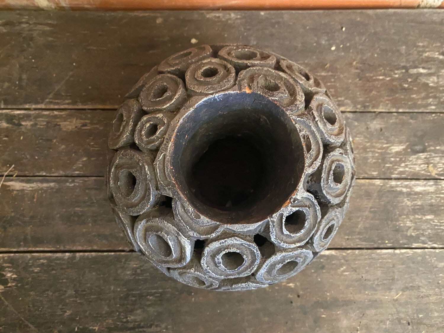 Vintage Design Black Ceramic Ball Vase #D654