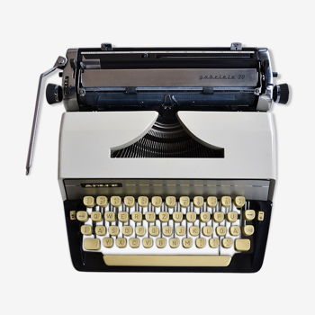 Machine à écrire Adler Gabriele 30 vintage germany