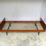 Daybed A.R.P. Pierre Guariche 1955