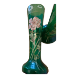 Paire de vases en verre à décor émaillé de fleurs