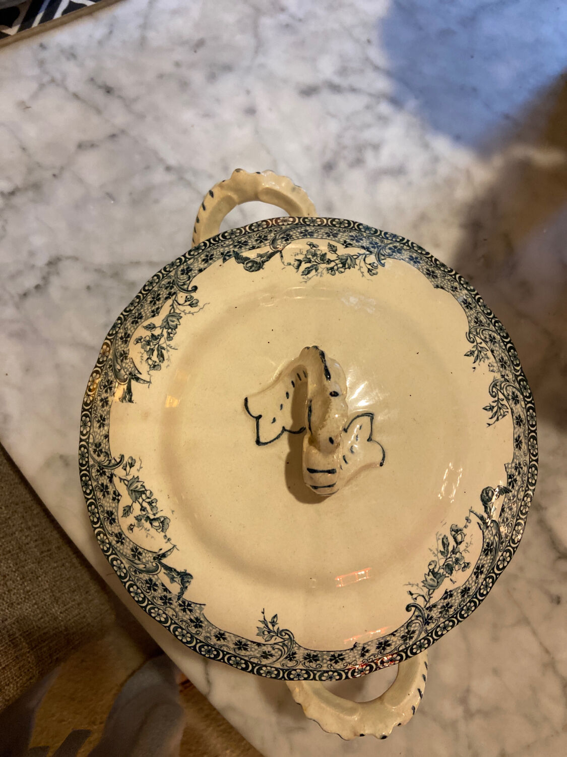 Soupière Terre de Fer vintage