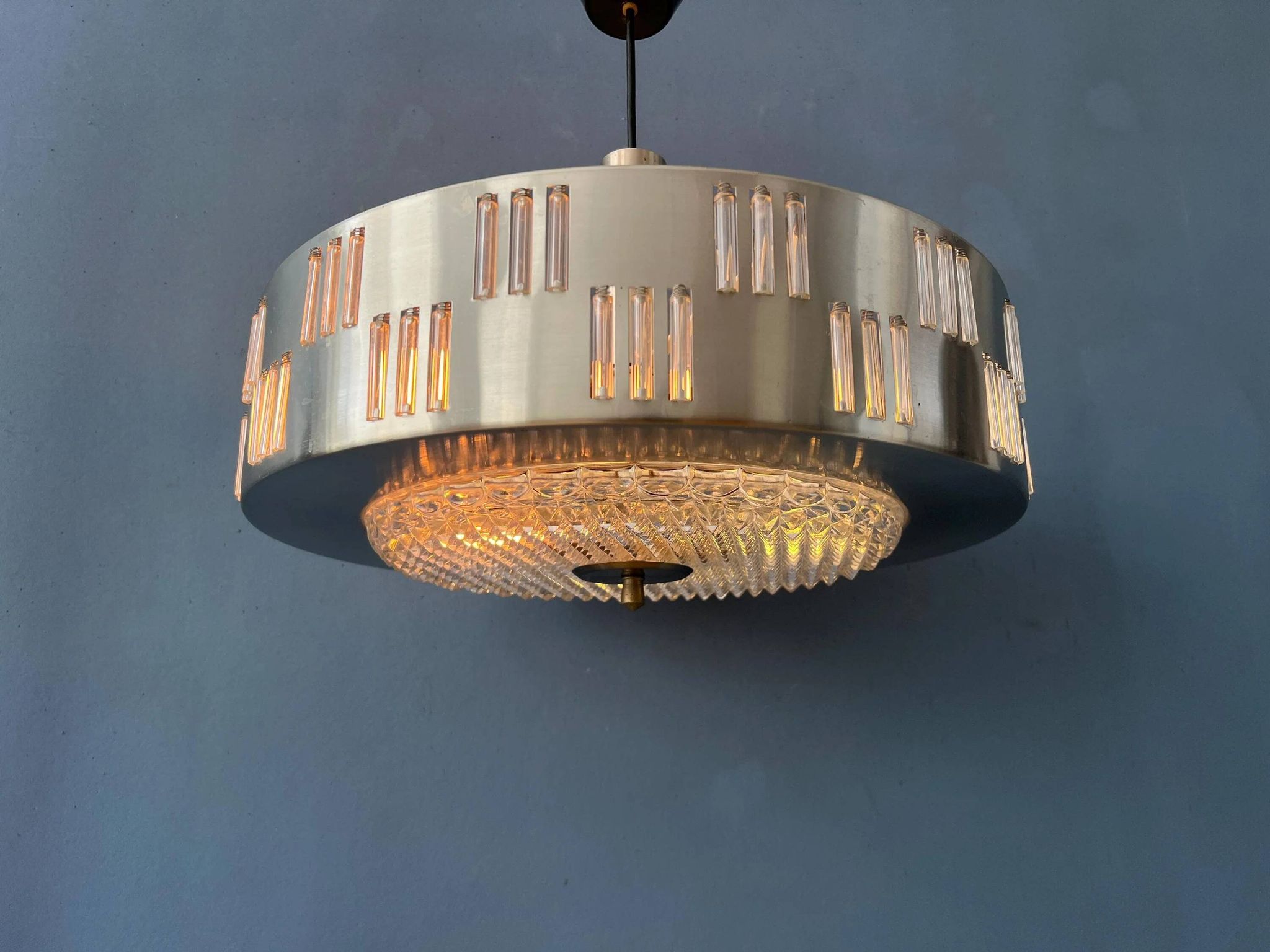Suspension UFO mid-century en verre cristal