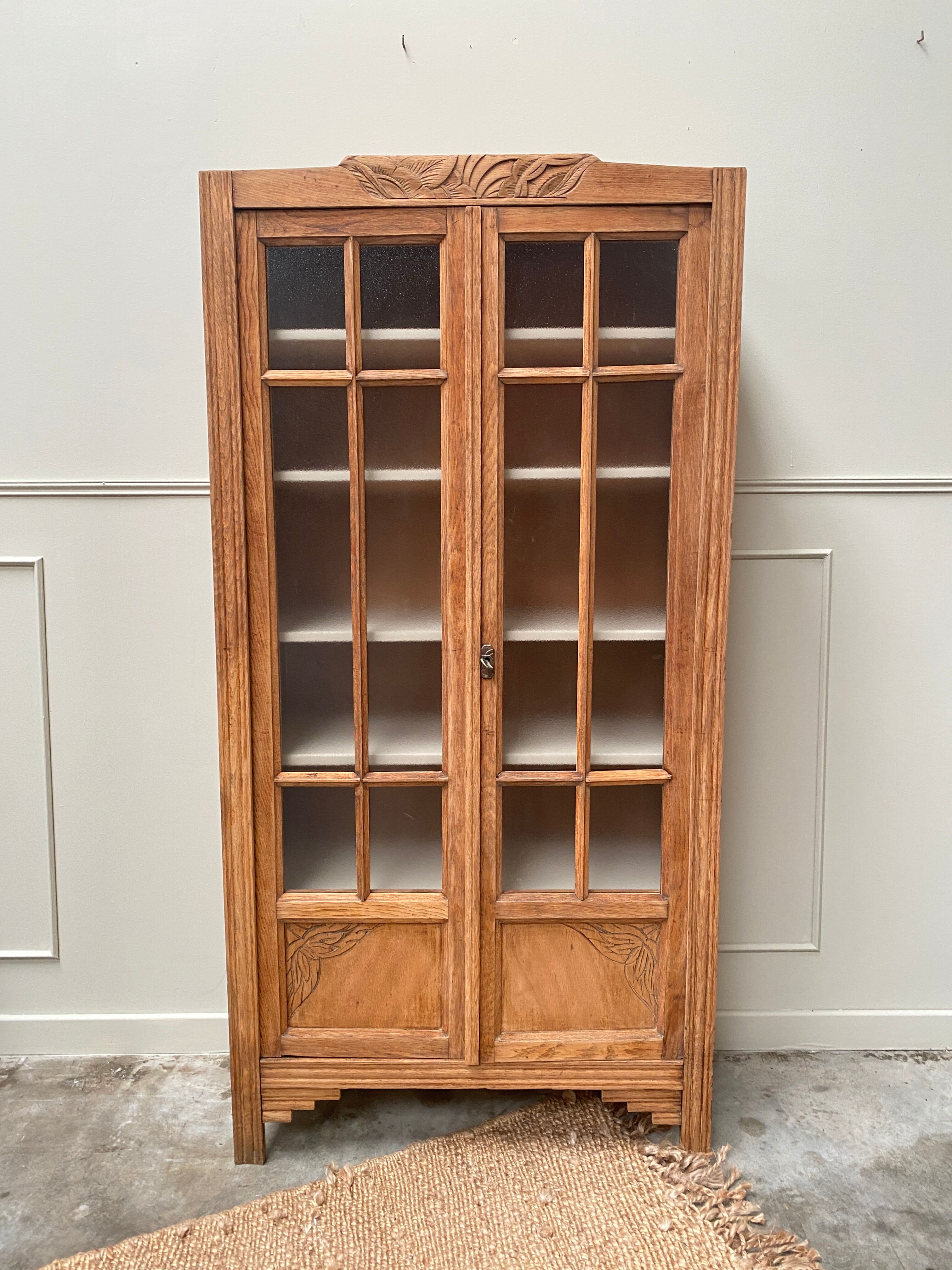 Armoire parisienne Art déco vitrée