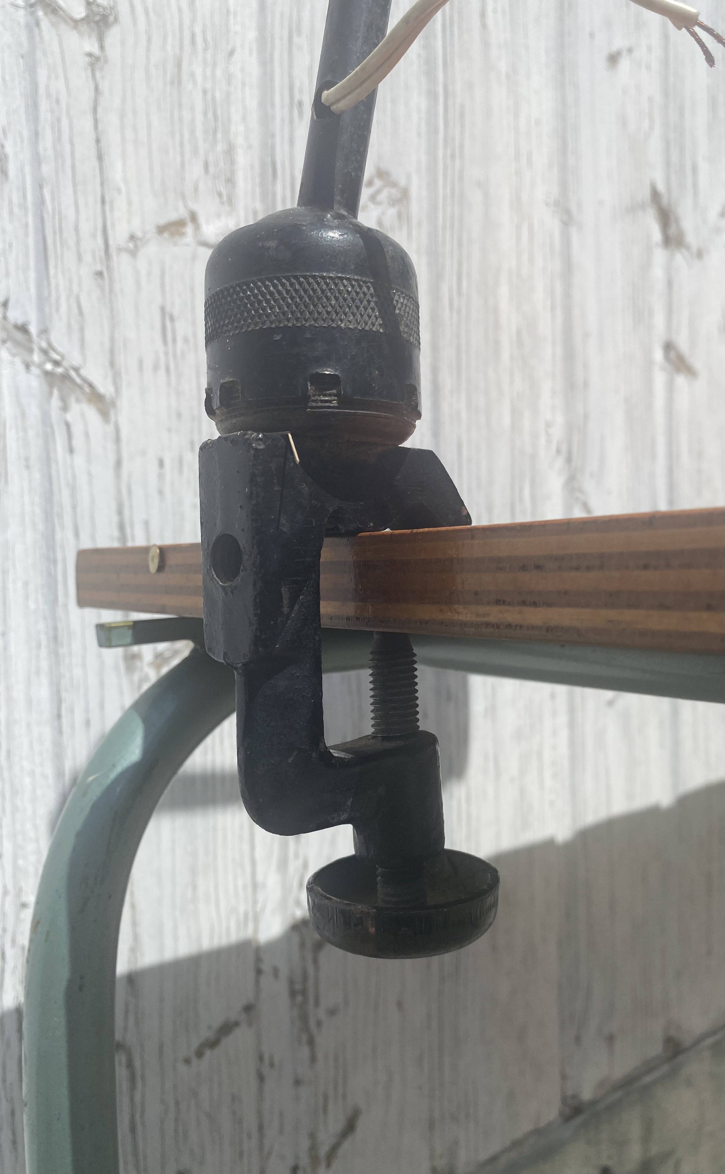 Oil lamp n°201 Bernard-Abin gras 1930