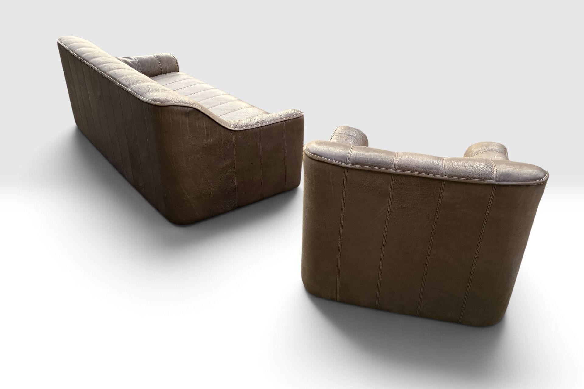 De Sede DS-44 Sofa & Armchair Set – Buffalo Leather – Switzerland, circa 1970