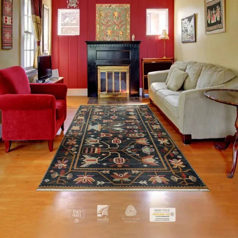 Tapis persan floral noir