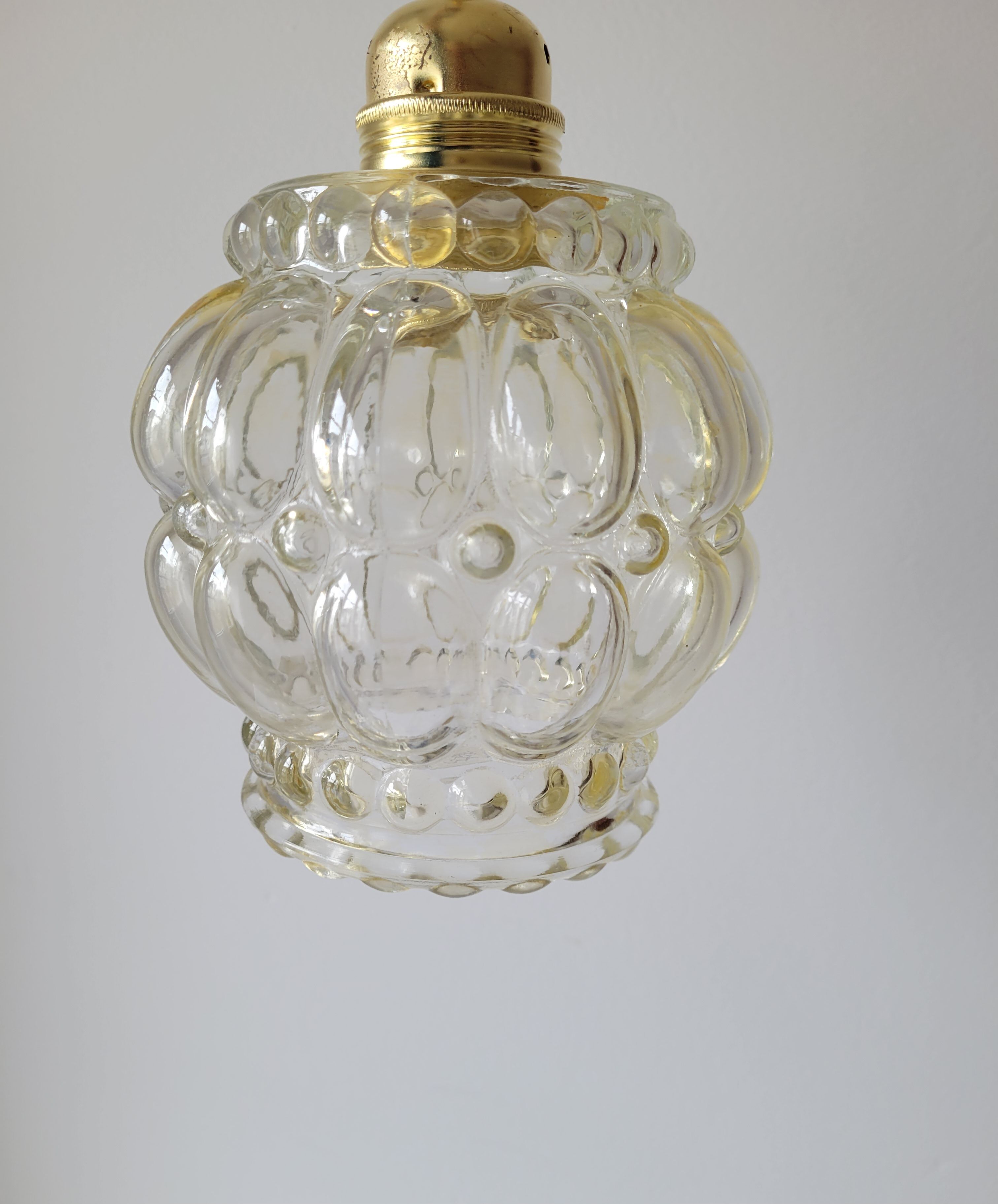 Suspension en verre moulé bubbles