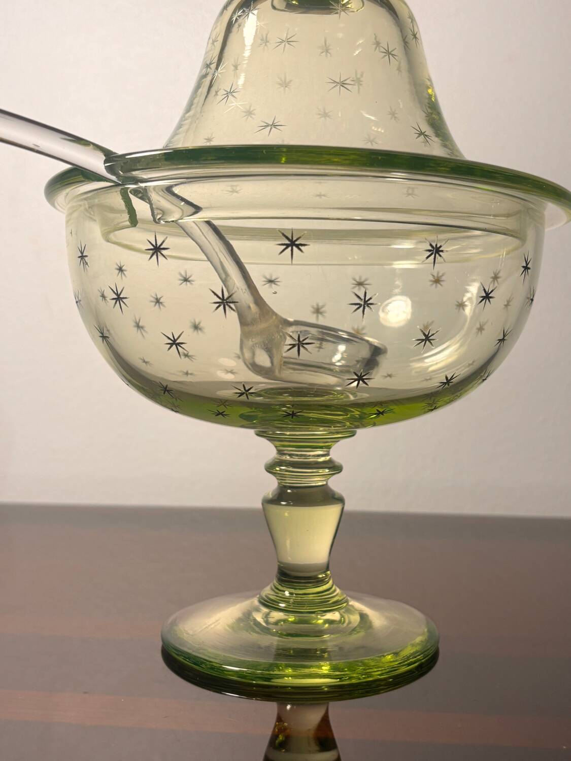 Baccarat/Saint Louis Compotier Ouraline crystal