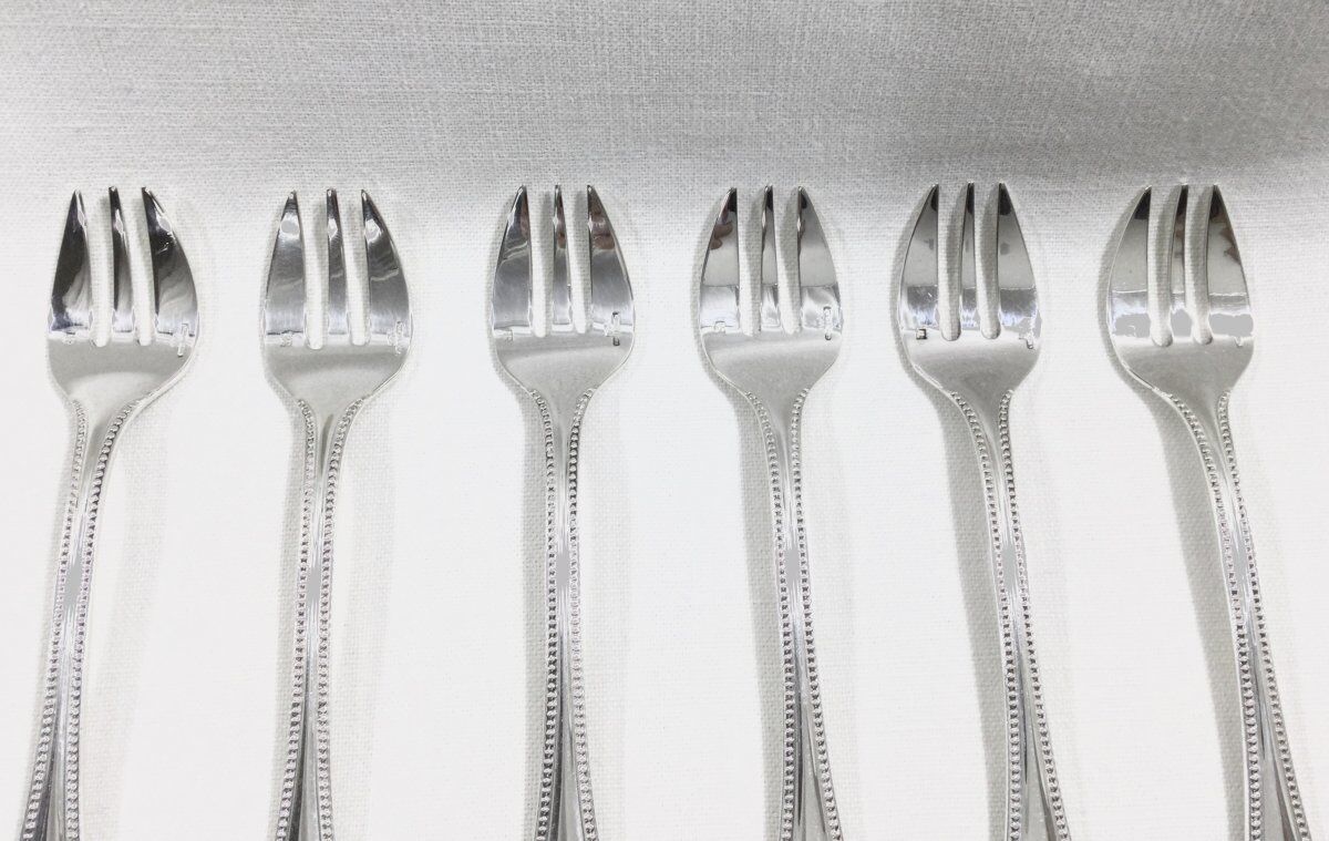 Pearl oyster forks, Christofle